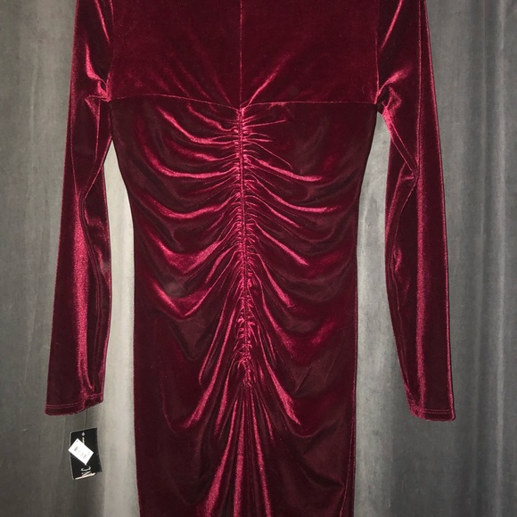 🍷 Going Global -Velour BodyCon Dress ruched, flattering XS $140 - Picture 7 of 7